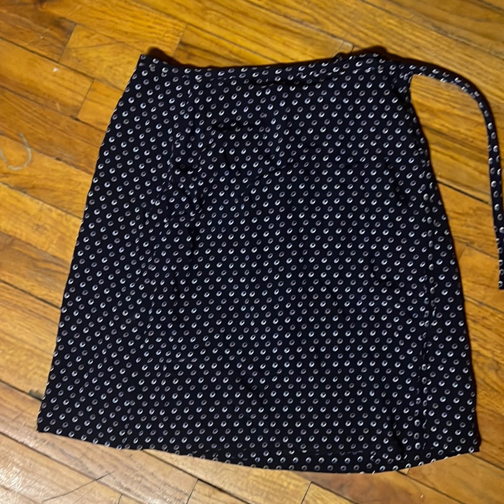 Geoffrey Beene Sport women’s blue wrap skirt size 6